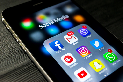 How to Block Downloading Free Apps on Android.png